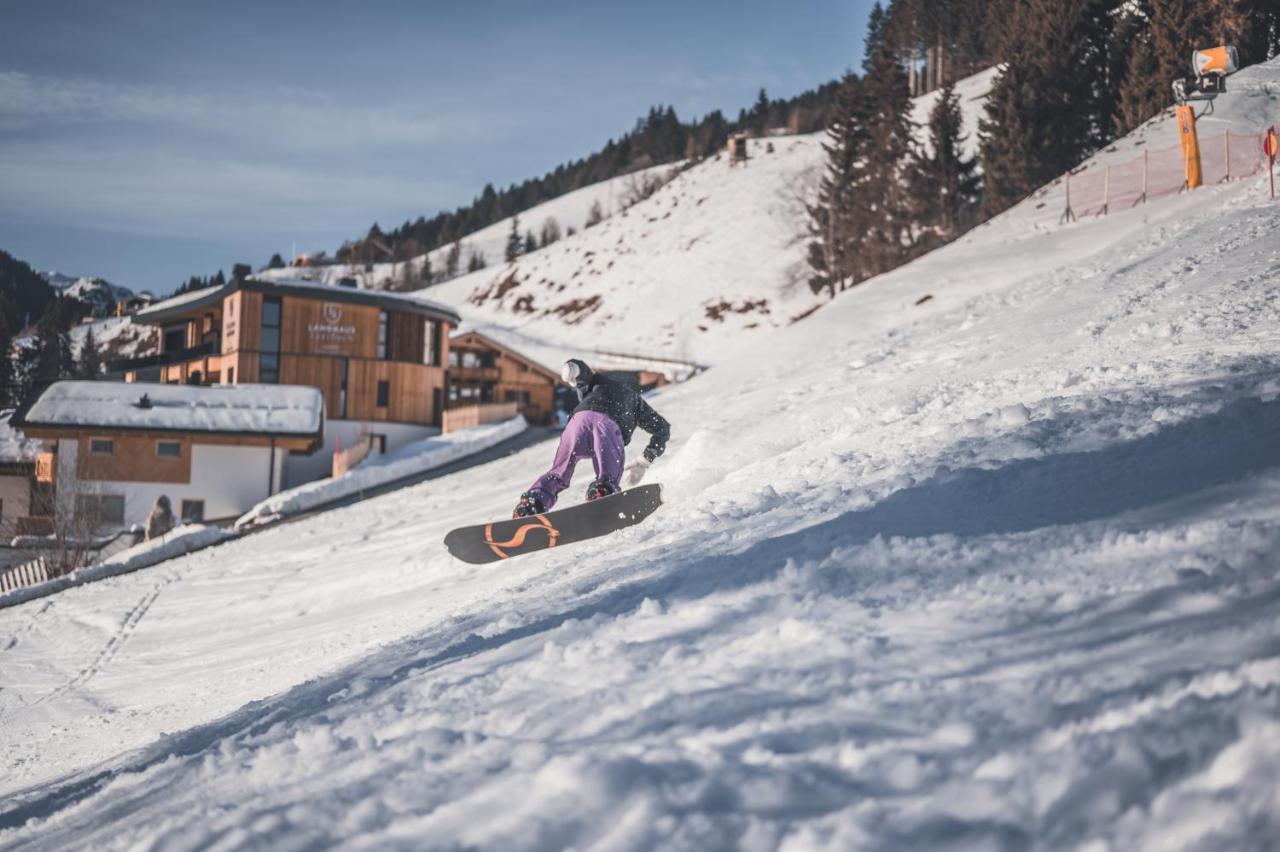 Landhaus Saalbach - Joker Card Included In Summer Bed and Breakfast Esterno foto