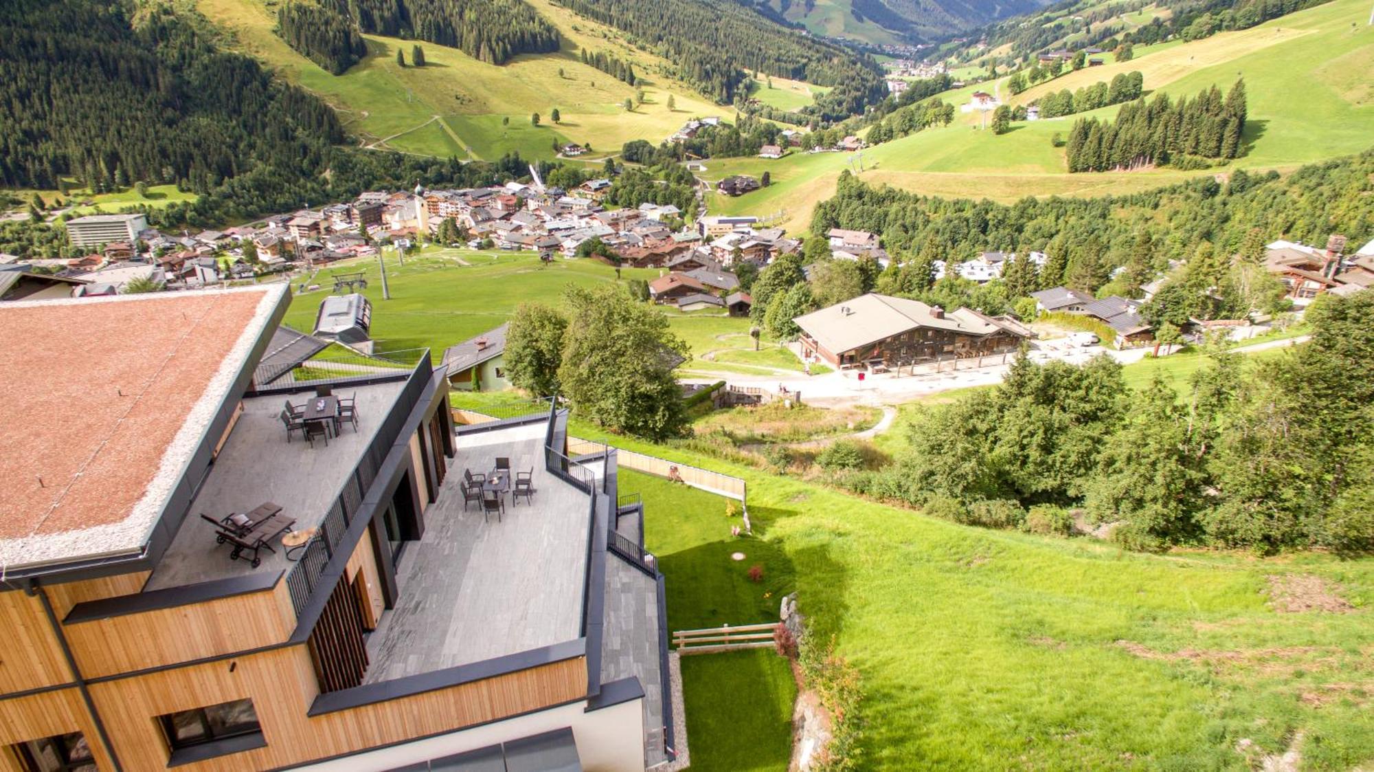 Landhaus Saalbach - Joker Card Included In Summer Bed and Breakfast Esterno foto