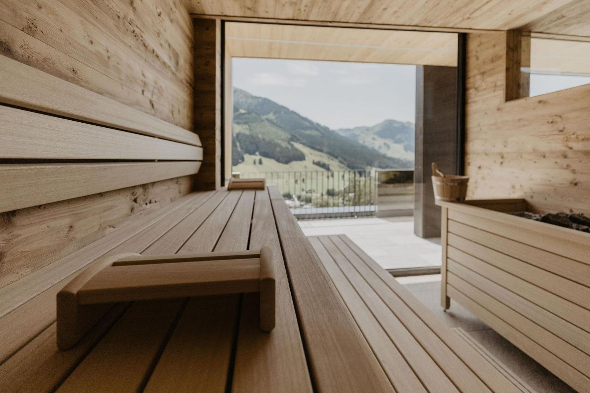 Landhaus Saalbach - Joker Card Included In Summer Bed and Breakfast Esterno foto