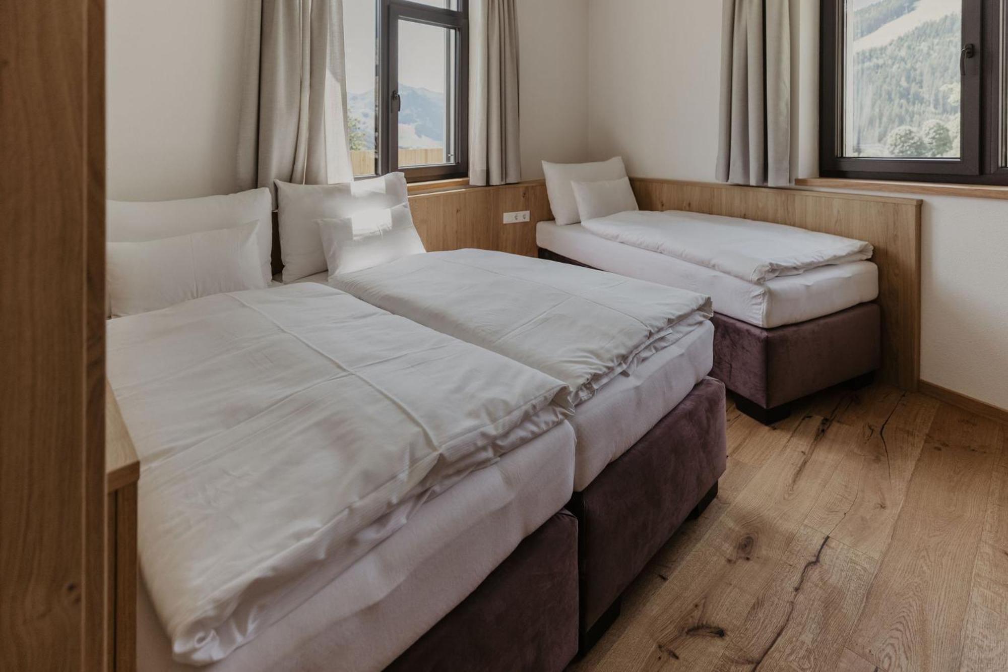 Landhaus Saalbach - Joker Card Included In Summer Bed and Breakfast Esterno foto